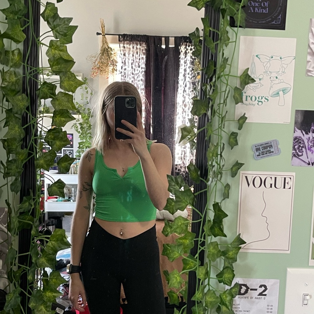 Cropped tank top